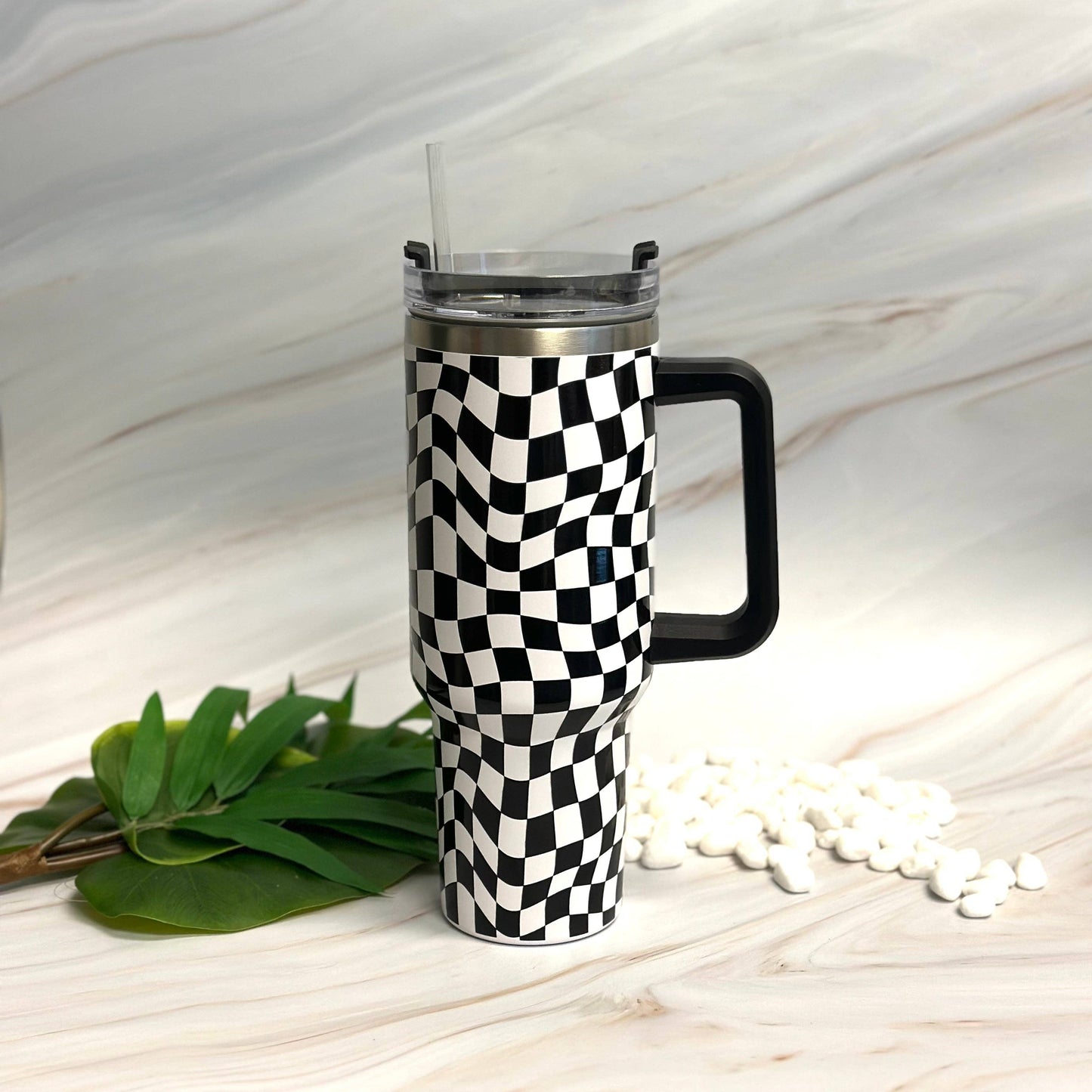 Checkered Tumbler With Handle