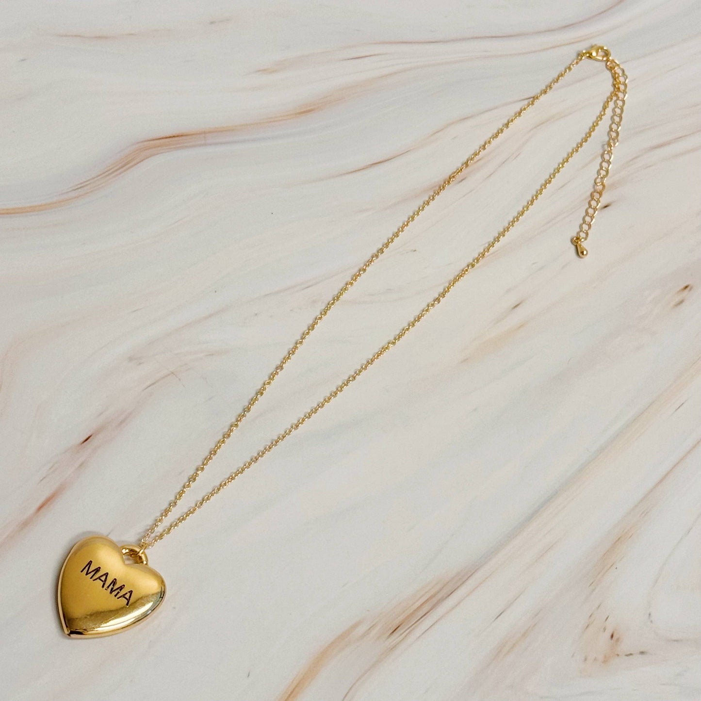 Mama Heart Pendant Necklace