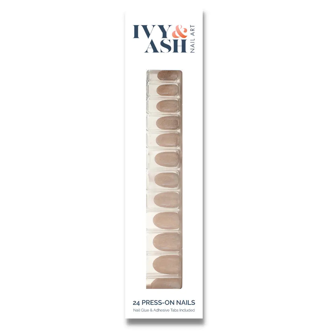 Press-On Nails Set | Ivy & Ash