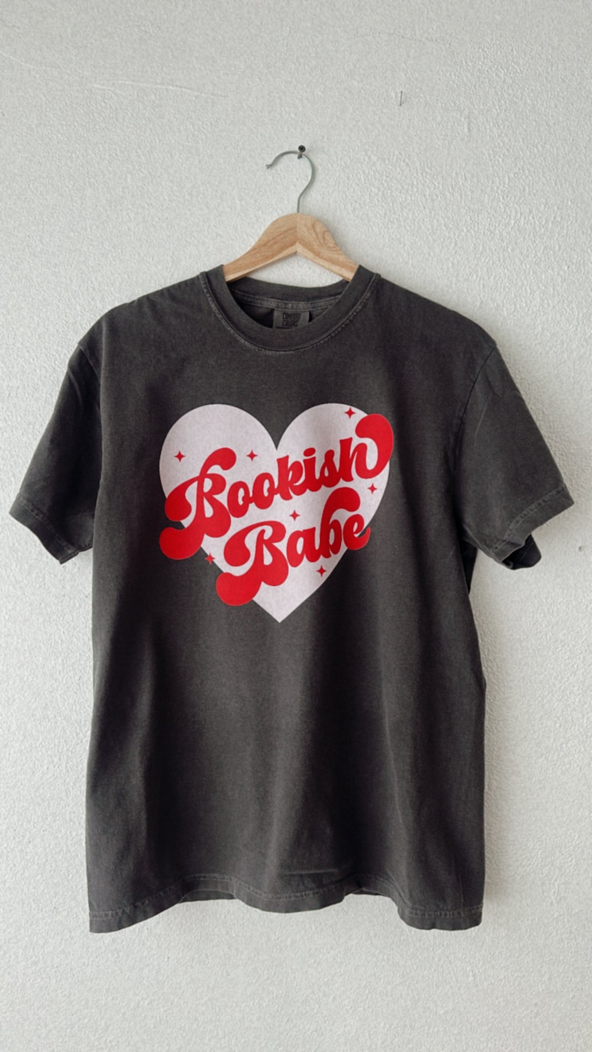 Bookish Babe | Graphic Tee