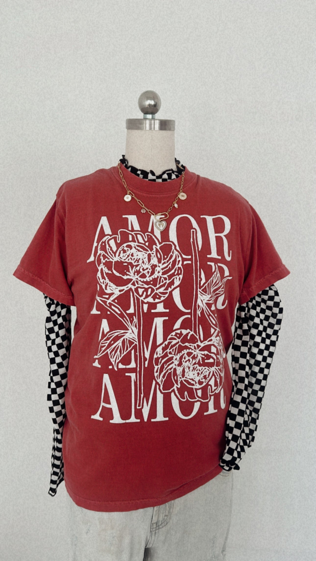 Amor | Graphic Tee