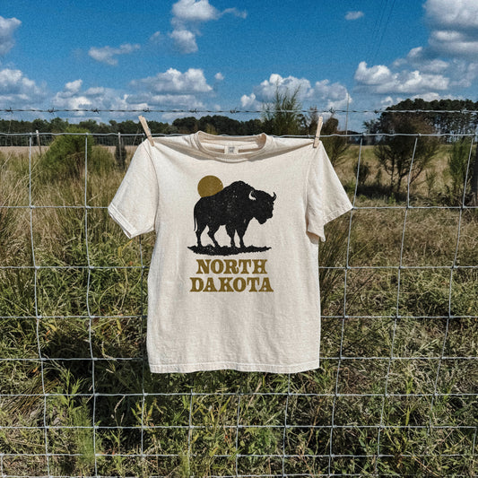 North Dakota Buffalo | Graphic Tee
