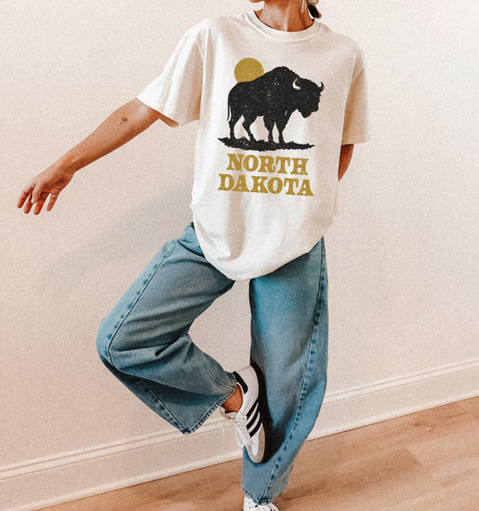 North Dakota Buffalo | Graphic Tee