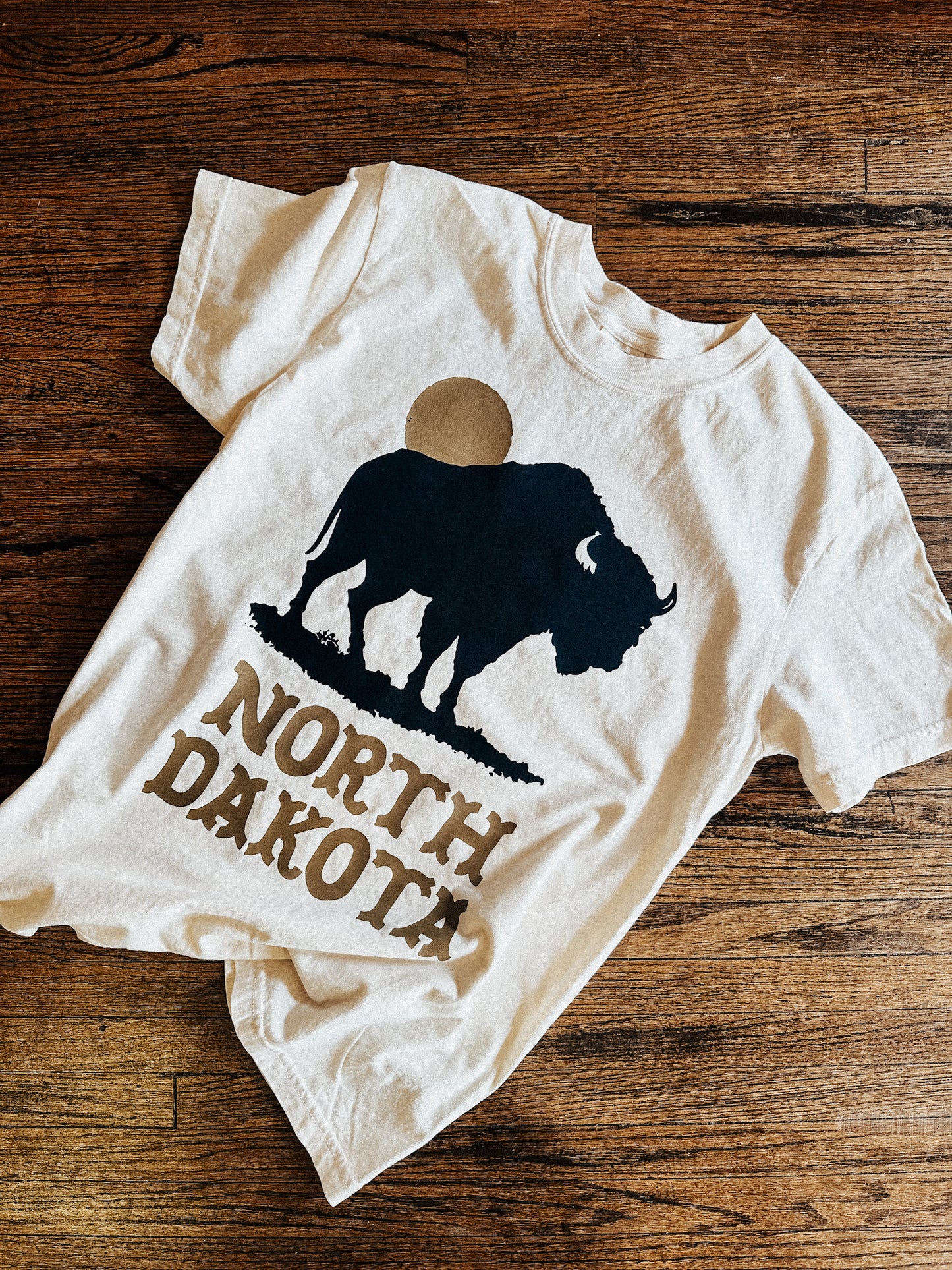 North Dakota Buffalo | Graphic Tee