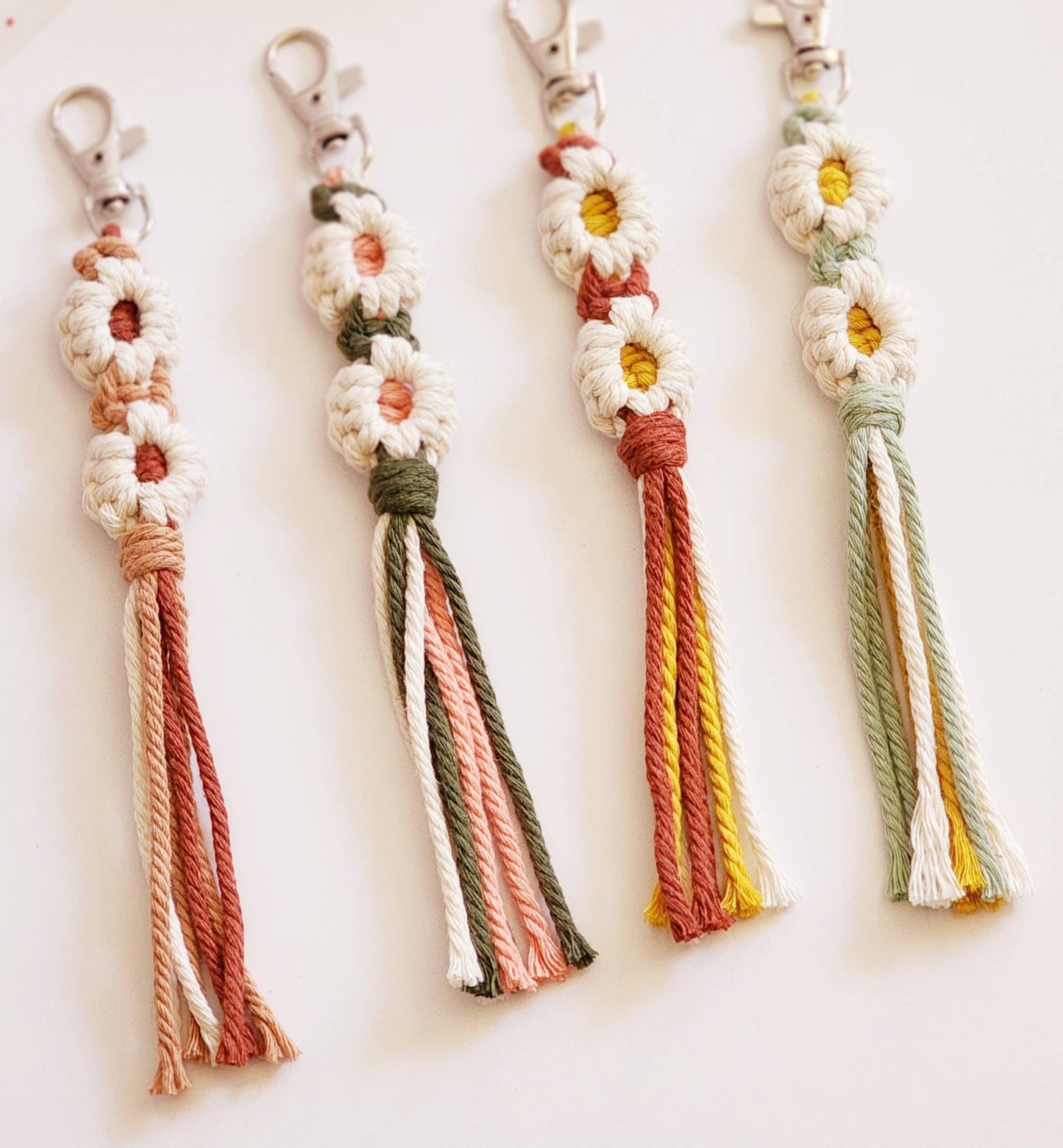 Daisy Macrame Keychain